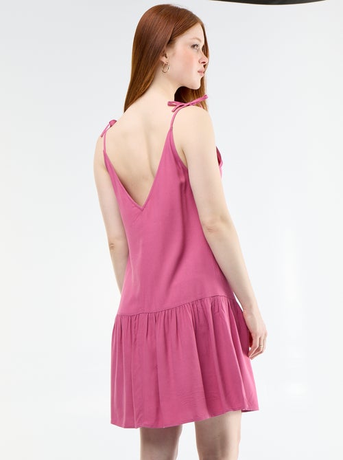 Robe courte avec fines bretelles et base volantée - Kiabi