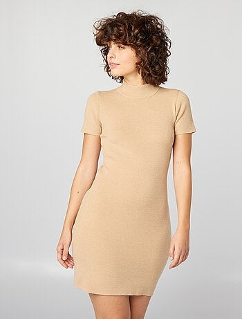 Robe courte en maille