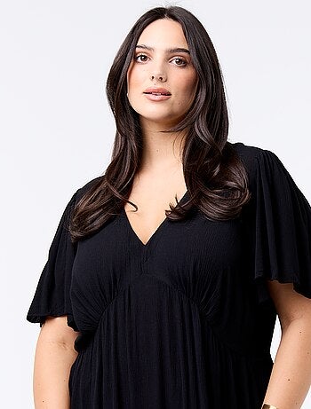 Robe courte en matière crêpée