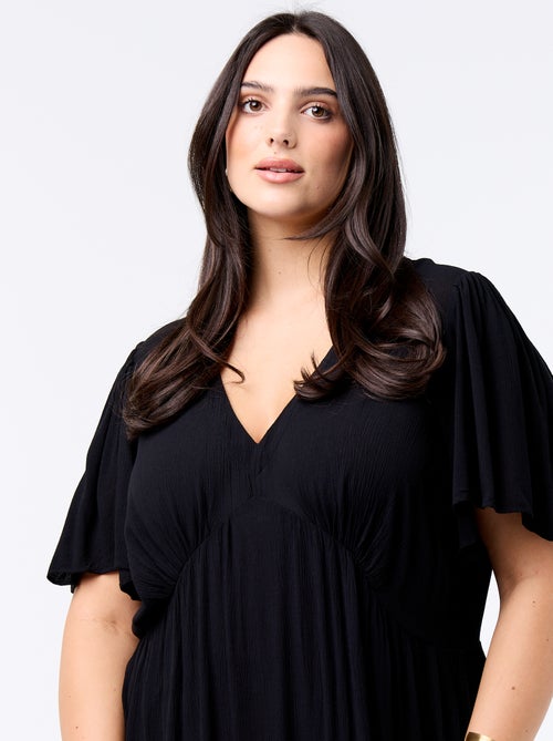 Robe courte en matière crêpée - Kiabi