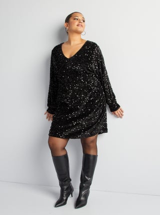 Robe courte en sequins