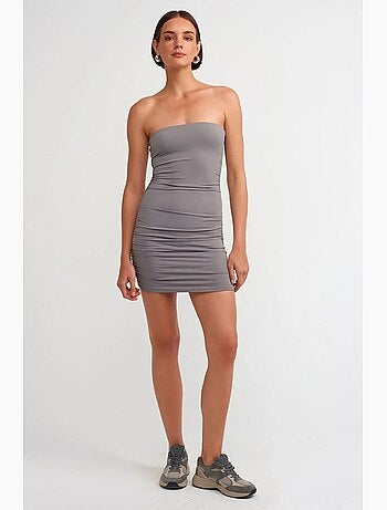 Robe courte moulante sans bretelles dilvin
