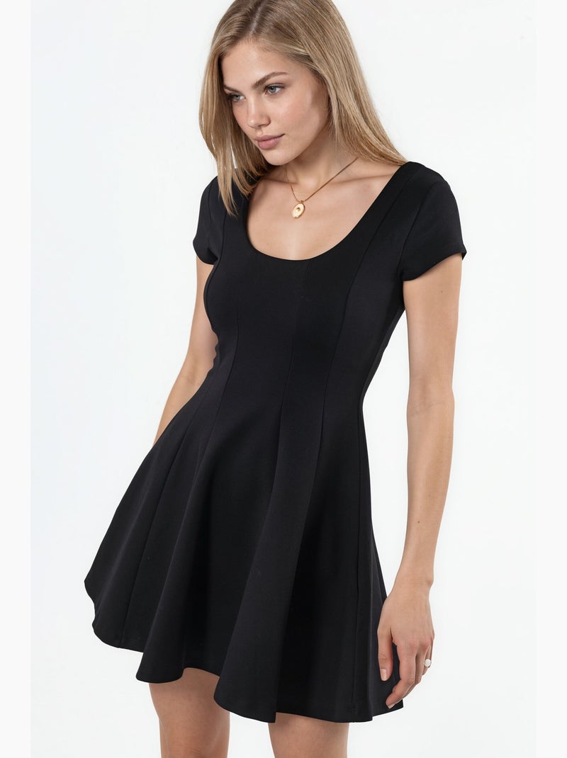 Robe courte patineuse à encolure en u busem Noir - Kiabi