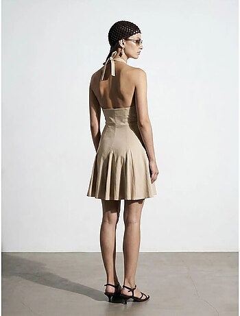 Robe courte skater à col halter dilvin