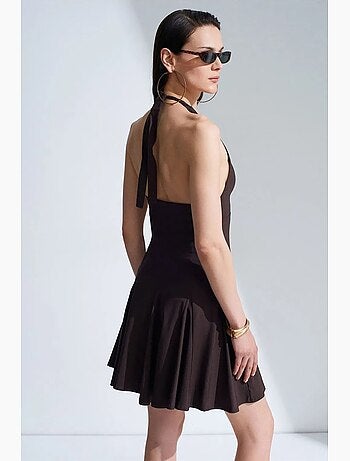 Robe courte skater à col halter dilvin