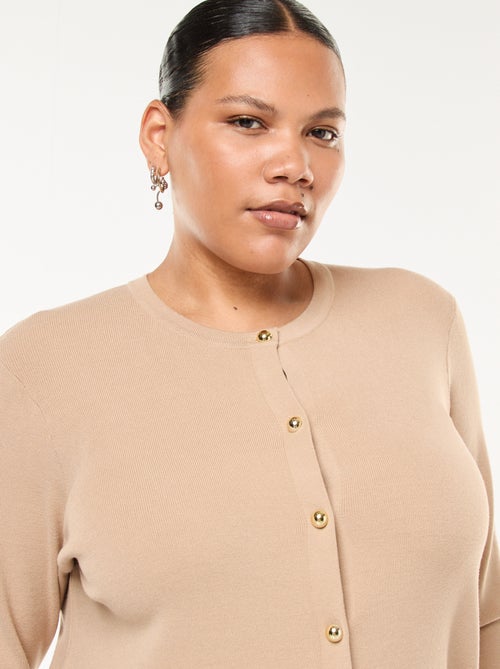 Robe courtes en maille fine col V et boutons dorés - Kiabi