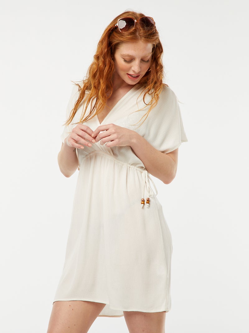 Robe de plage en maille crêpe avec encolure cache-coeur Blanc - Kiabi