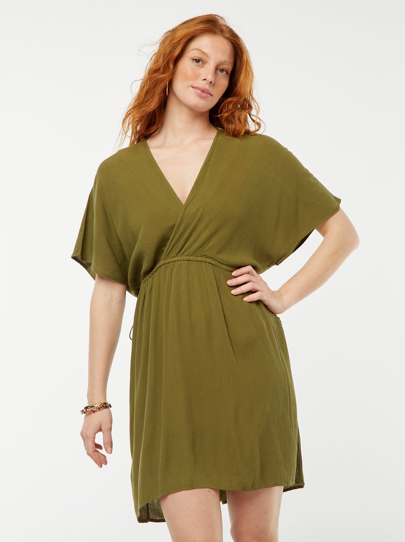 Robe de plage en maille crêpe avec encolure cache-coeur Kaki - Kiabi