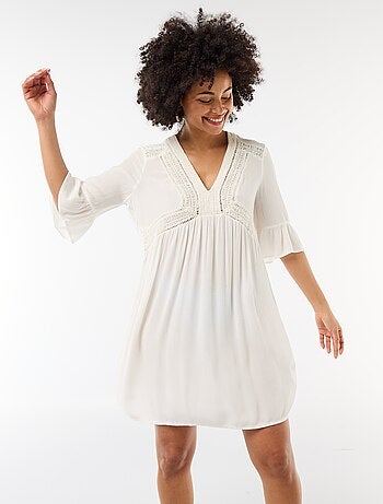 Robe de plage en maille crêpe et macramé