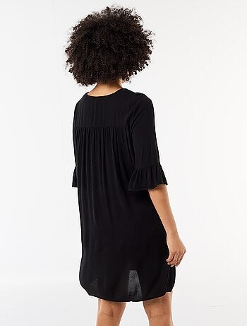 Robe de plage en maille crêpe et macramé