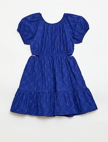 Robe en broderie anglaise