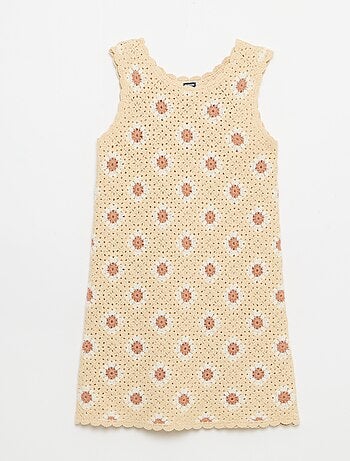 Robe en crochet avec motif