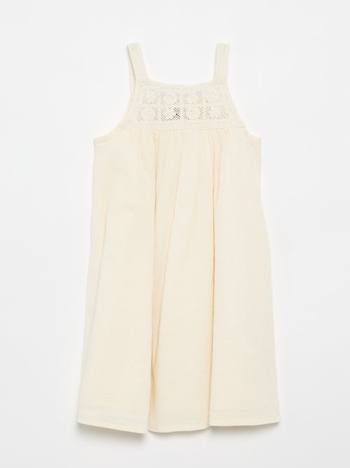 Robe en crochet et matière crêpée - Kiabi