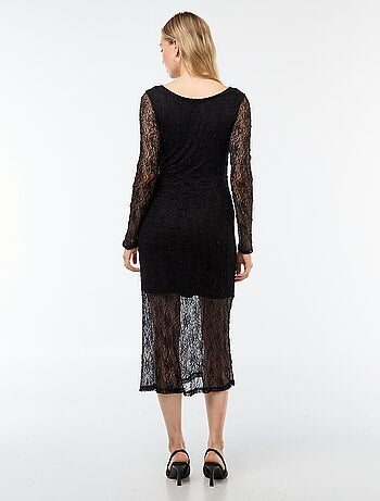 Robe en dentelle unie à manches longues