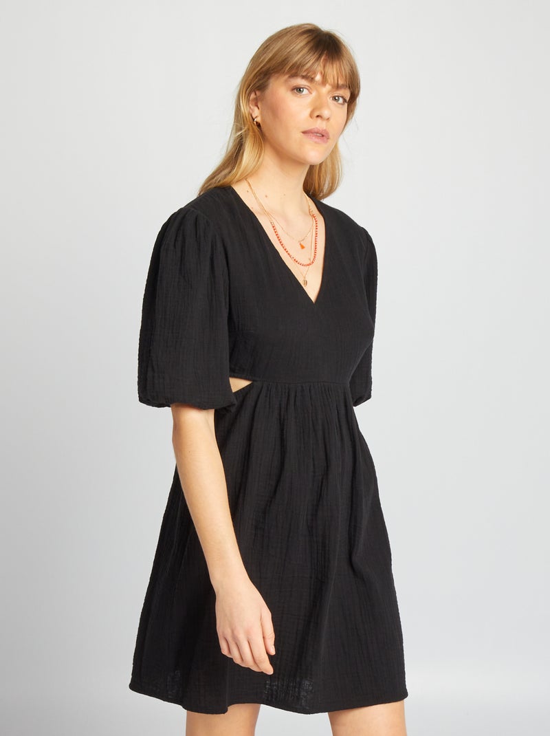 Robe en gaze de coton avec ouverture noir - Kiabi