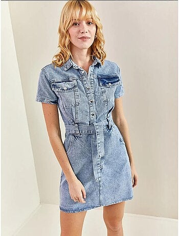 Robe en jean à boutons-pression et ceinture lucci