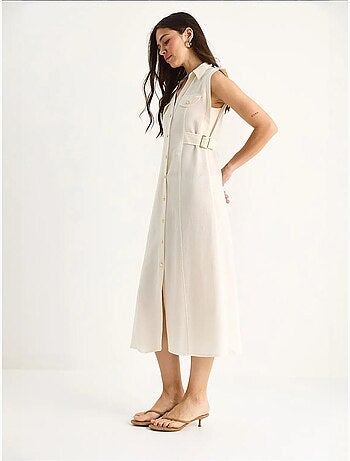 Robe en lin avec boutons dorés et détails à la taille lucci