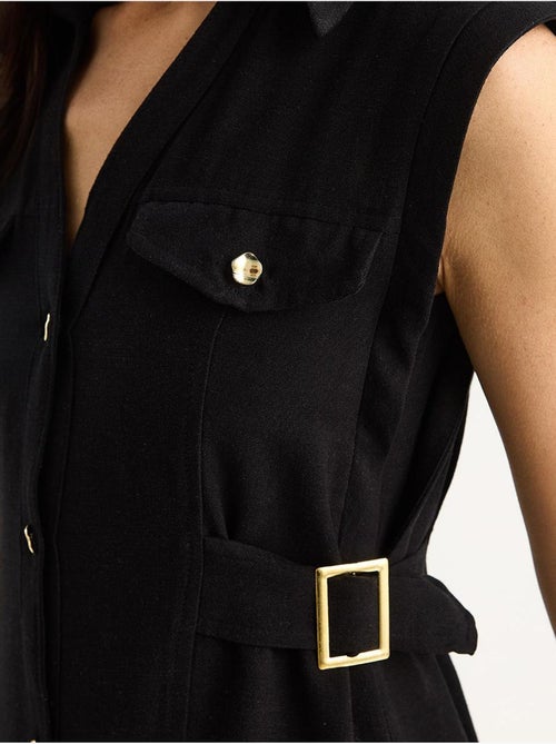 Robe en lin avec boutons dorés et détails à la taille lucci - Kiabi Robe en lin avec boutons dorés et détails à la taille lucci - Kiabi
