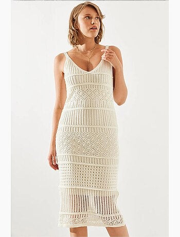 Robe en maille ajourée doublée à fines bretelles lucci