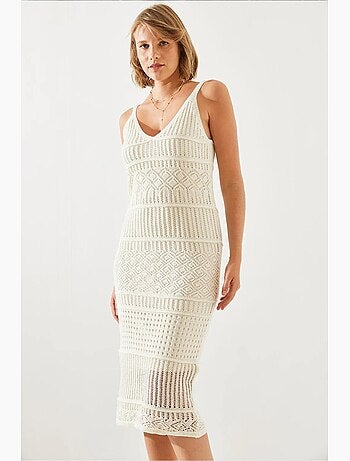 Robe en maille ajourée doublée à fines bretelles lucci