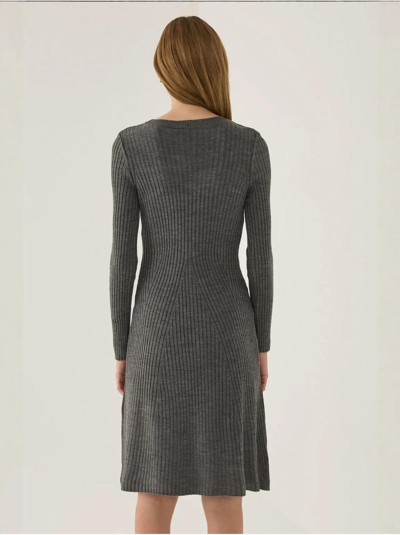 Robe en tricot à col rond Gris - Kiabi