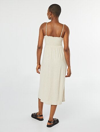 Robe fluide avec fines bretelles réglables