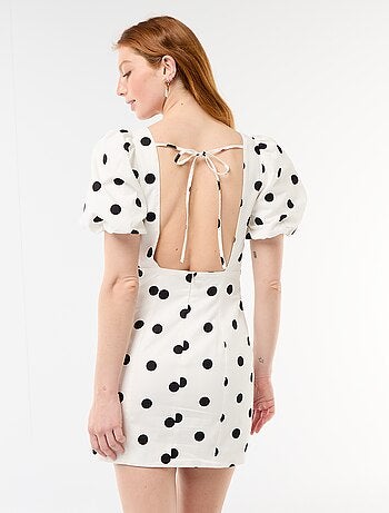 Robe forme ballon à manches courtes