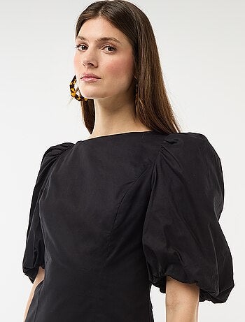 Robe forme ballon à manches courtes