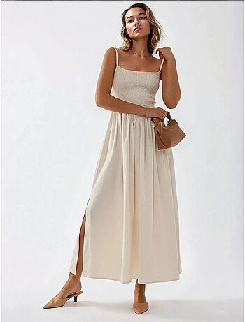 Robe longue à col carré et coupe a hiccup