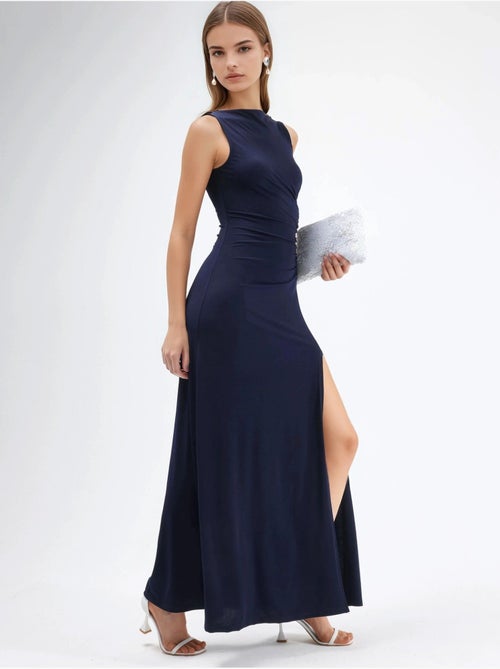 Robe longue à encolure bateau - Kiabi Robe longue à encolure bateau - Kiabi