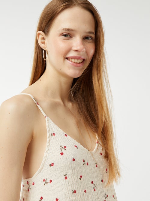 Robe longue à fines bretelles en matière gaufrée - Kiabi