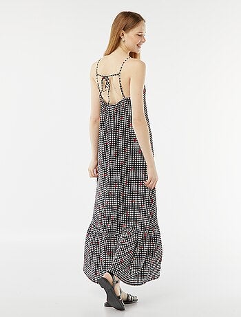 Robe longue à fines bretelles en matière gaufrée