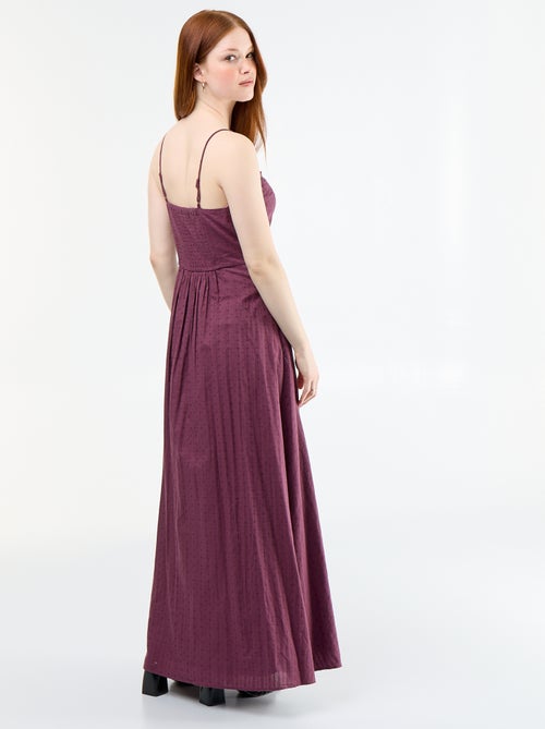 Robe longue à fines bretelles et broderies - Kiabi
