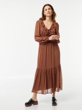 Robe longue à volants