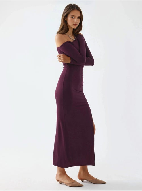 Robe longue asymétrique à col et volants busem - Kiabi Robe longue asymétrique à col et volants busem - Kiabi