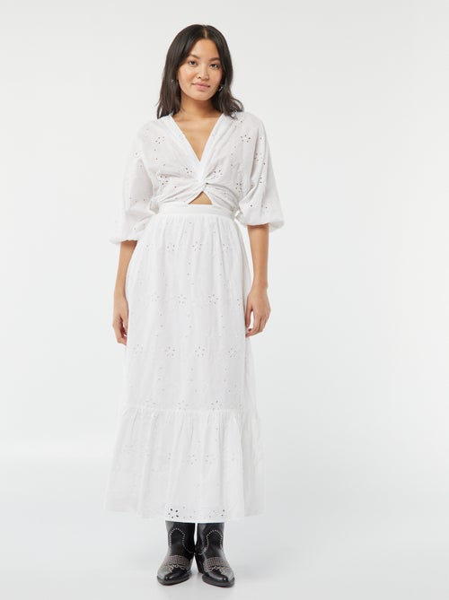 Robe longue avec broderie anglaise et volant à la base - Kiabi