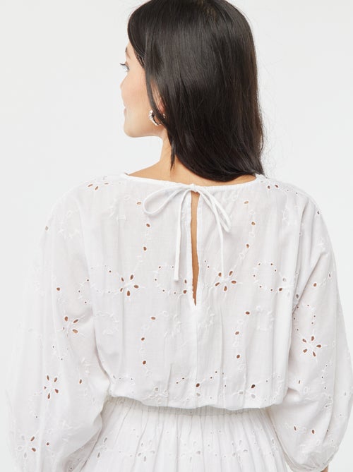 Robe longue avec broderie anglaise et volant à la base - Kiabi