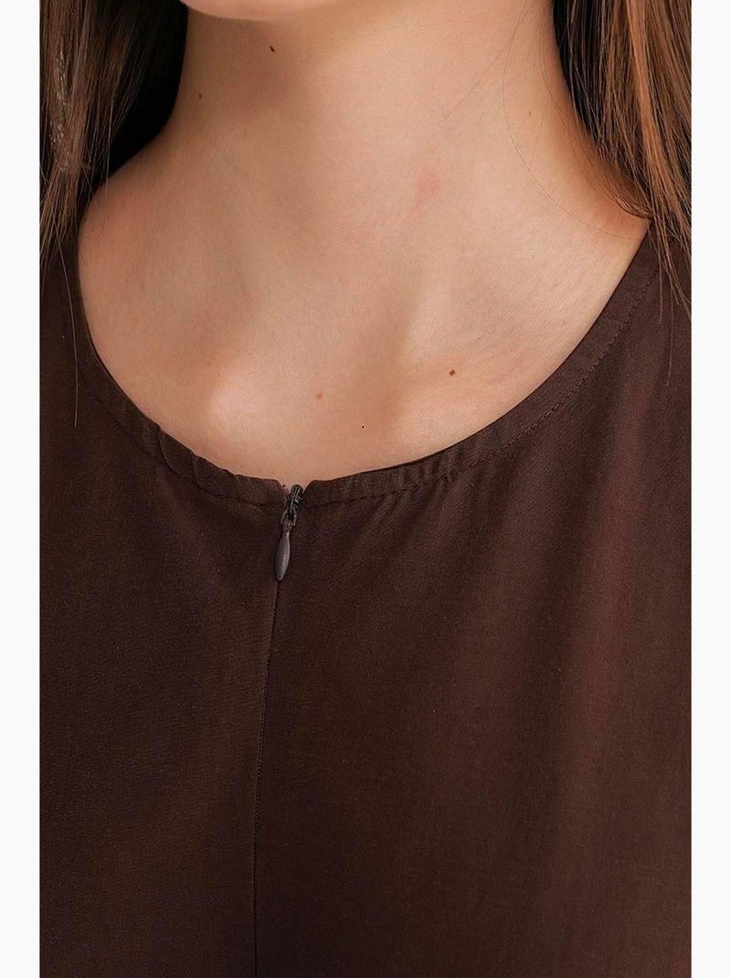 Robe longue avec col pointu et volants mixray Marron foncé - Kiabi
