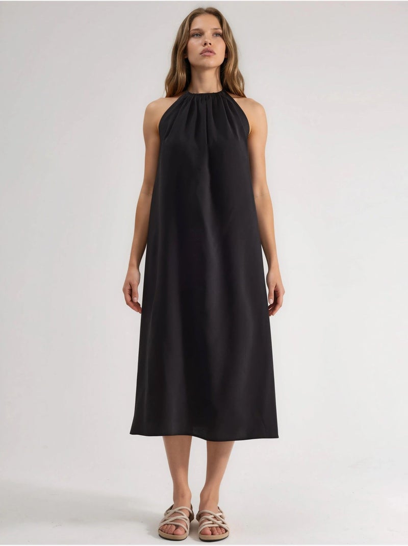 Robe longue avec détail drapé busem Noir - Kiabi