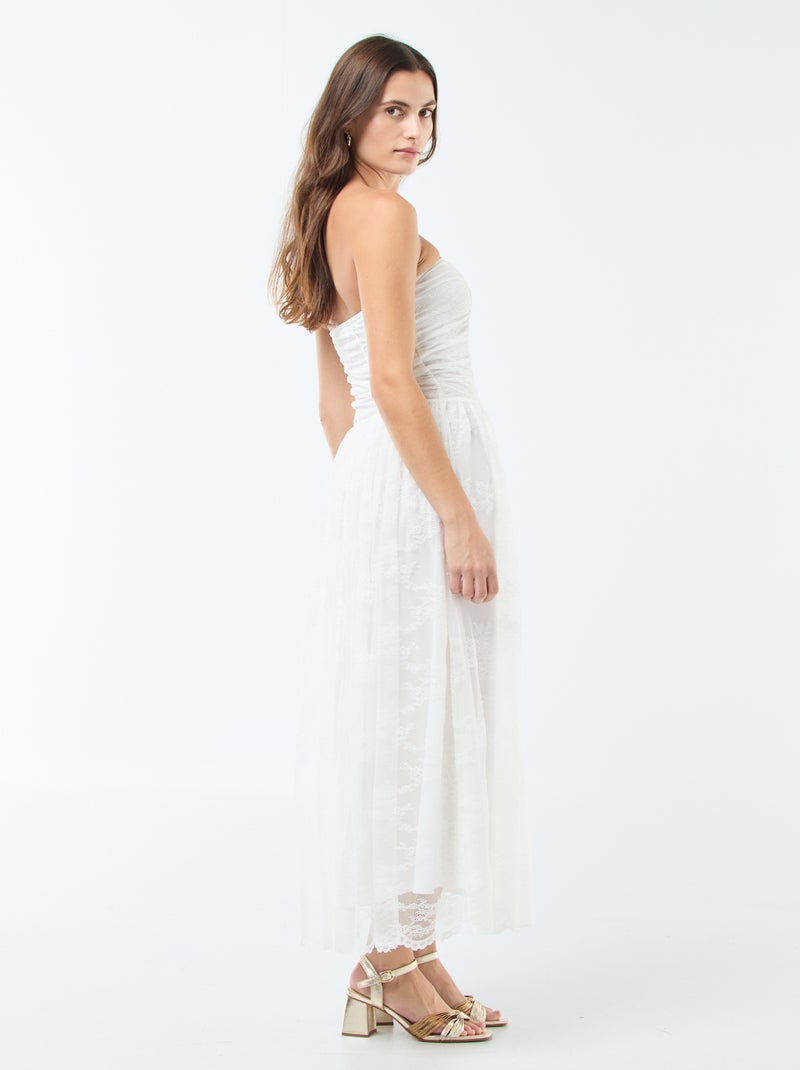 Robe Longue Bustier En Dentelle Blanc Femme 25 00 Kiabi robe-longue-bustier-en-dentelle-blanc-femme-25-00-kiabi