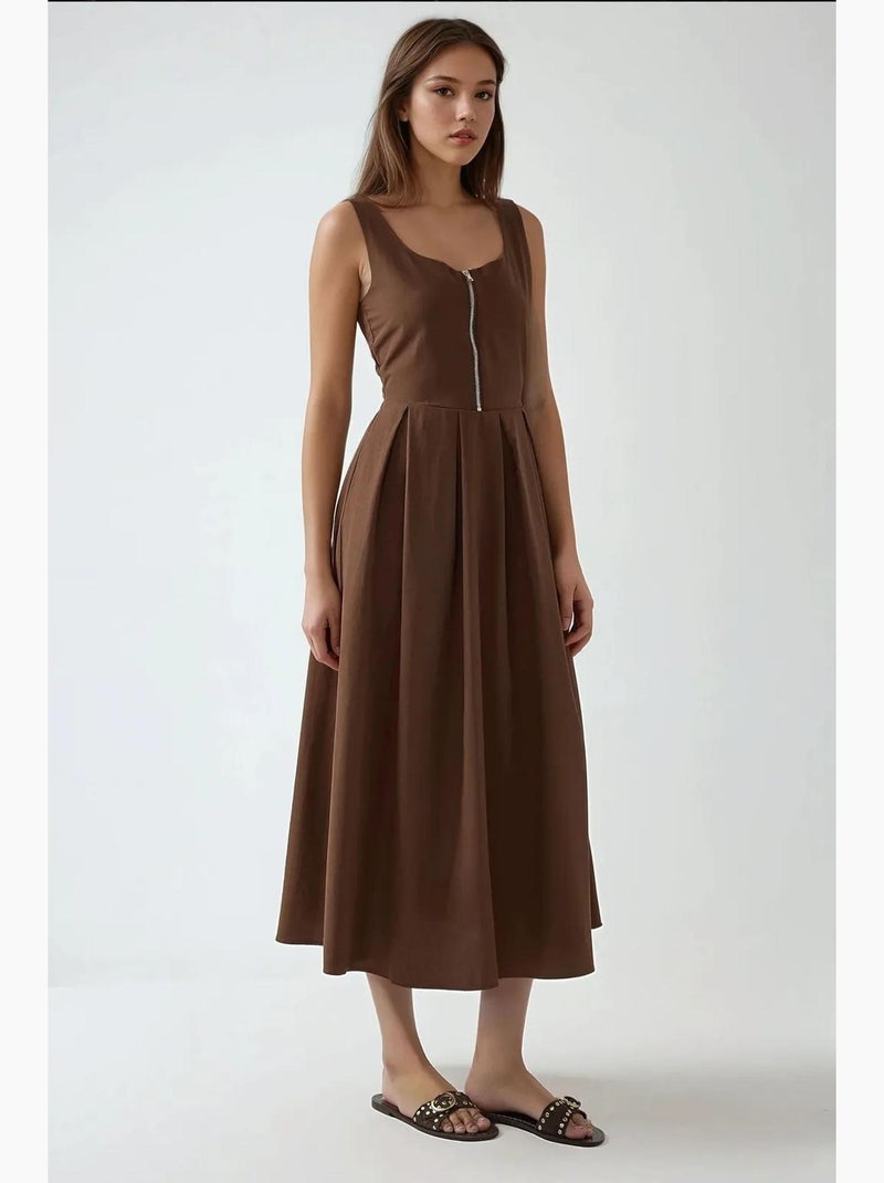 Robe longue coupe a avec col ras du cou et fermeture éclair hiccup Marron clair - Kiabi
