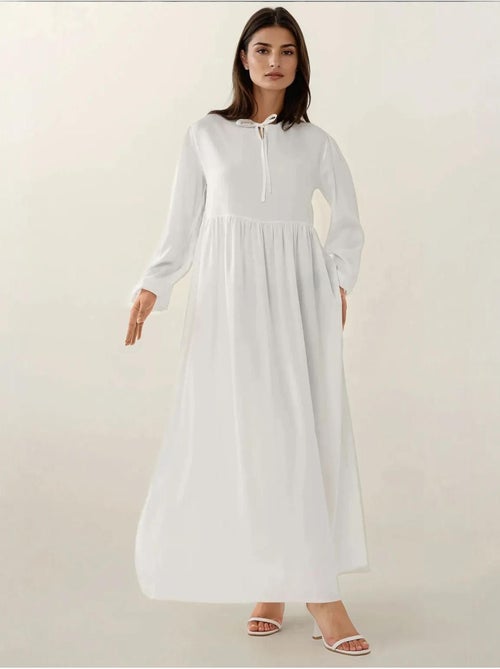 Robe longue coupe a et col ras du cou hiccup - Kiabi Robe longue coupe a et col ras du cou hiccup - Kiabi