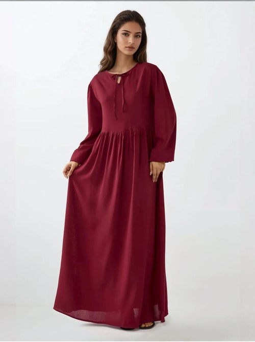 Robe longue coupe a et col ras du cou hiccup - Kiabi Robe longue coupe a et col ras du cou hiccup - Kiabi