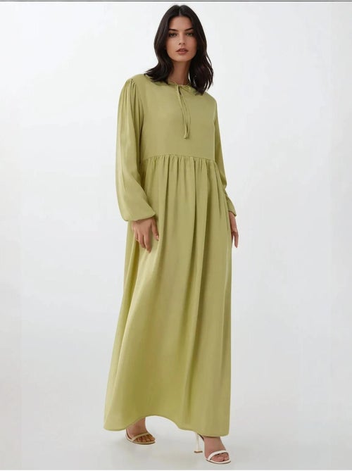Robe longue coupe a et col ras du cou hiccup - Kiabi Robe longue coupe a et col ras du cou hiccup - Kiabi