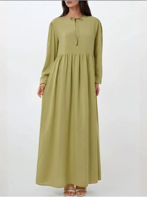 Robe longue coupe a et col ras du cou hiccup - Kiabi Robe longue coupe a et col ras du cou hiccup - Kiabi