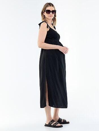 Robe longue de maternité smockée