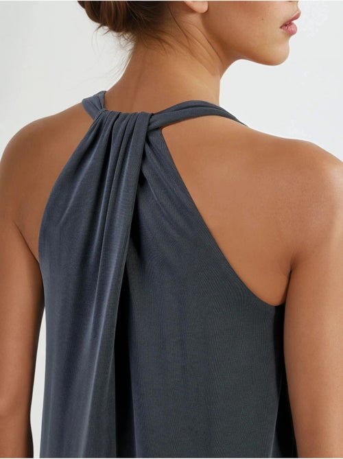 Robe longue drapée à col en v busem - Kiabi Robe longue drapée à col en v busem - Kiabi