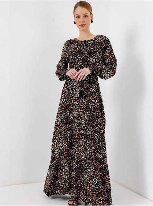 Robe longue en crêpe de viscose à fleurs bdart - Kiabi Robe longue en crêpe de viscose à fleurs bdart - Kiabi