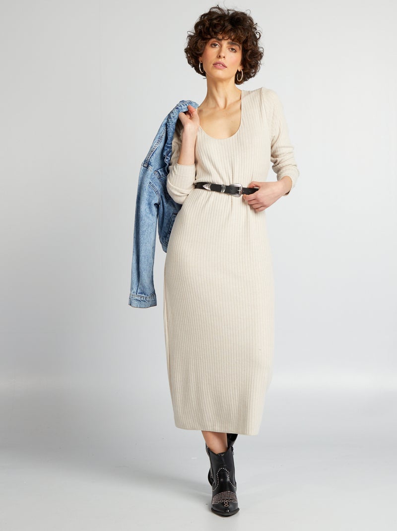 Robe longue en maille côtelée Crème - Kiabi