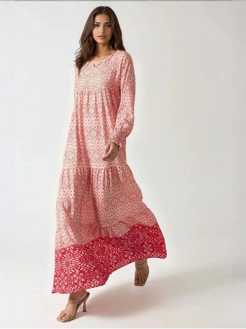 Robe longue en viscose imprimée à col ras du cou hiccup - Kiabi Robe longue en viscose imprimée à col ras du cou hiccup - Kiabi